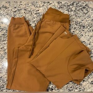 Mandala Camel Color Scrub Set Medium Top & Medium Tall Jogger Pants